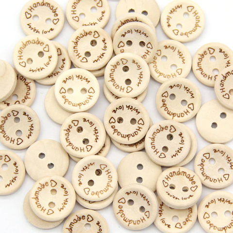 Wooden buttons "Handmade" in various sizes (pack of 5)